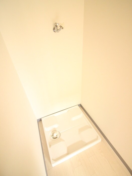 物件内観写真15　(洗濯機置場)