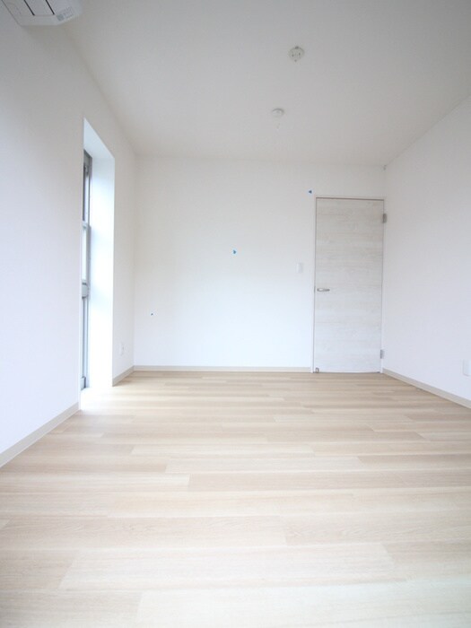 物件内観写真10　(内観写真)