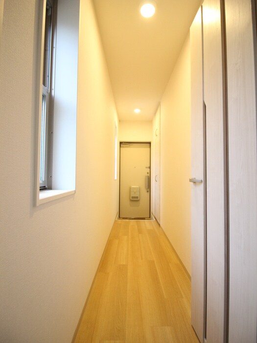 物件内観写真17　(廊下)