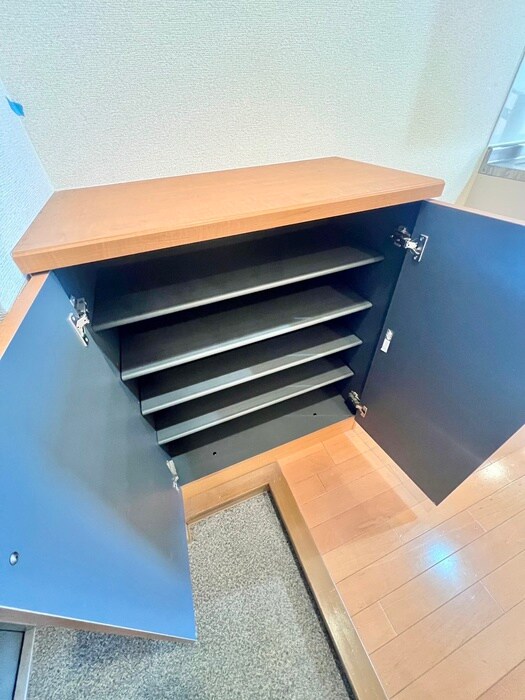 物件内観写真18　(靴箱)