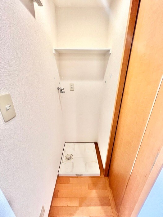 物件内観写真19　(洗濯機置場)