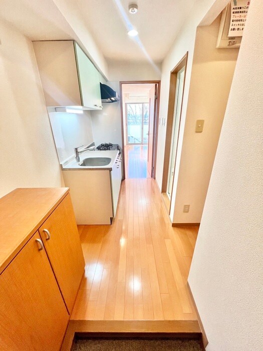 物件内観写真20　(廊下)