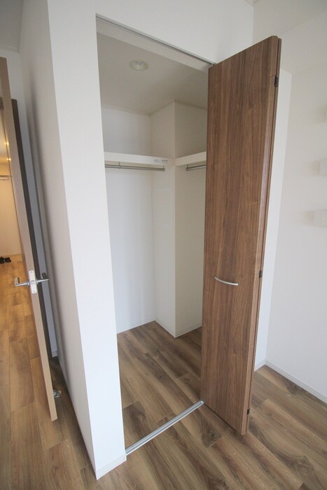 物件内観写真11　(収納)