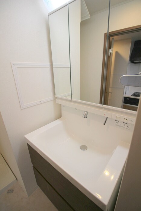 物件内観写真13　(洗面)