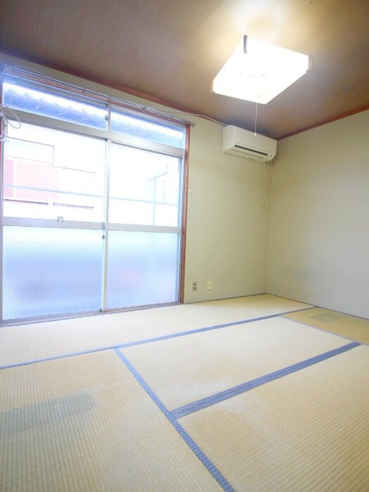 物件内観写真7　(居室)