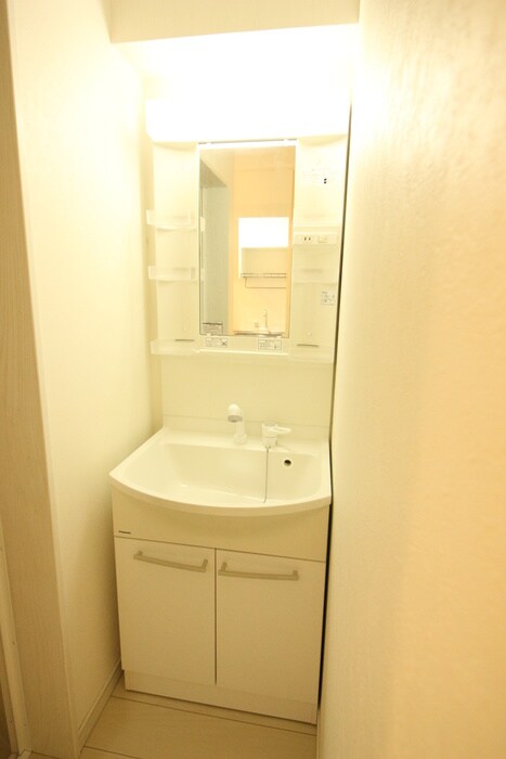 物件内観写真16　(洗面)