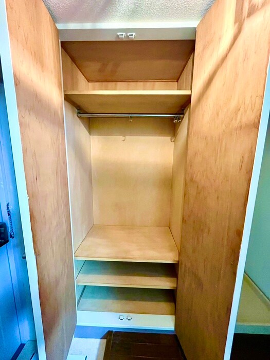 物件内観写真13　(収納)