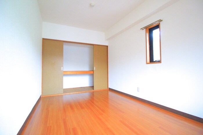 物件内観写真12　(居室)