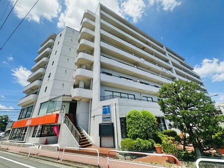 竹の塚ロジュマン外観写真