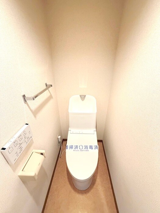 物件内観写真14　(トイレ)