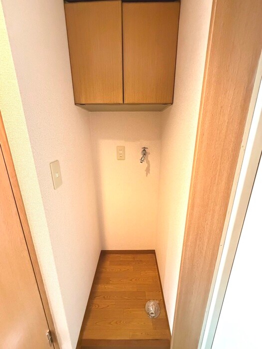 物件内観写真19　(洗濯機置場)