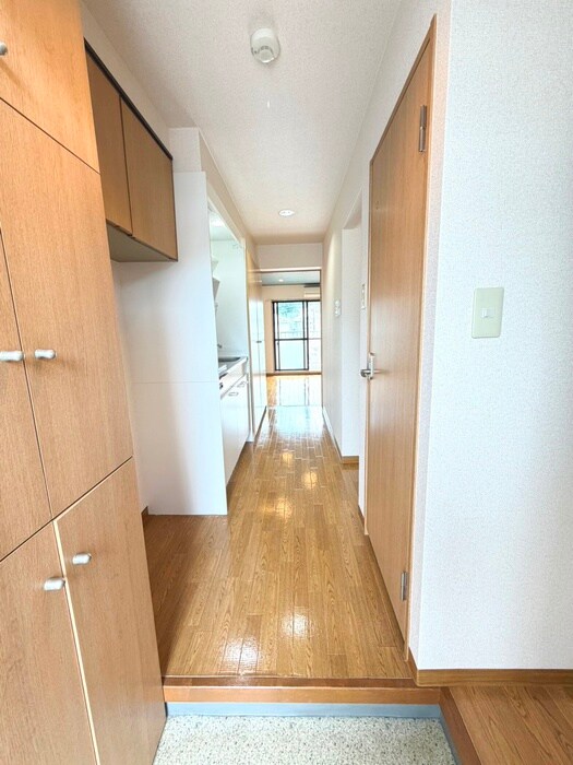 物件内観写真22　(廊下)