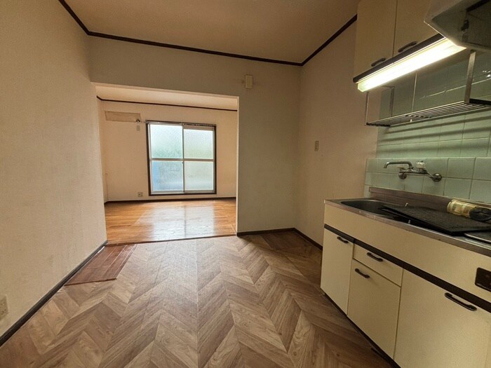 物件内観写真8　(廊下)