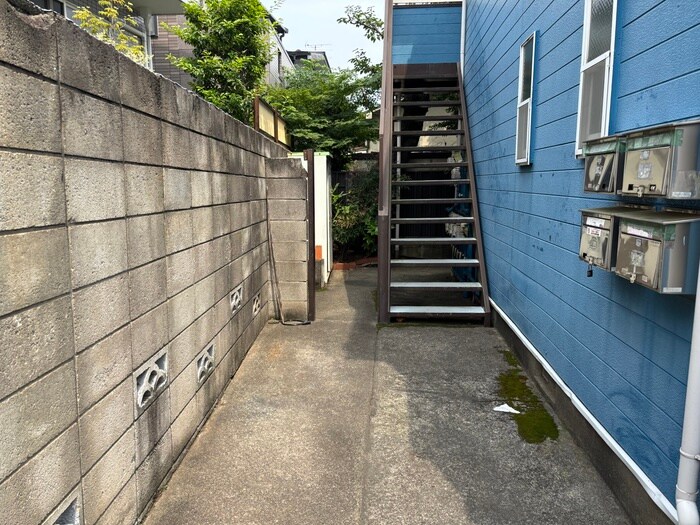 物件外観写真6　(駐輪場)