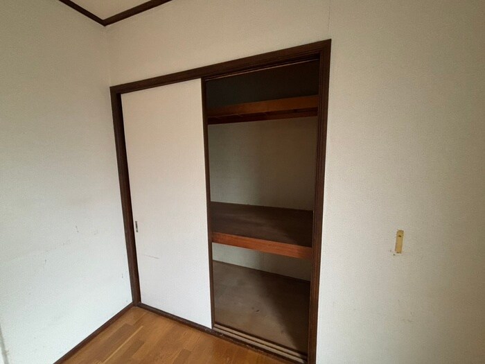 物件内観写真10　(収納)