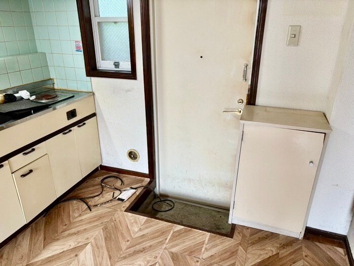 物件内観写真17　(玄関)