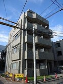 Yシャトー