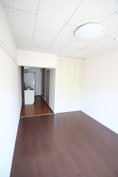 物件内観写真5　(居室)