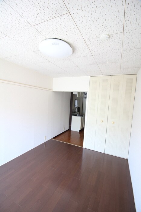 物件内観写真15　(居室)