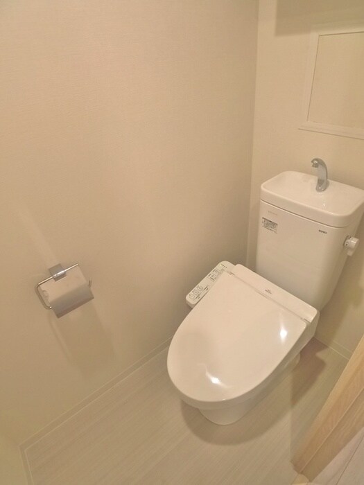 物件内観写真13　(トイレ)