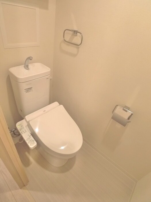 物件内観写真13　(トイレ)