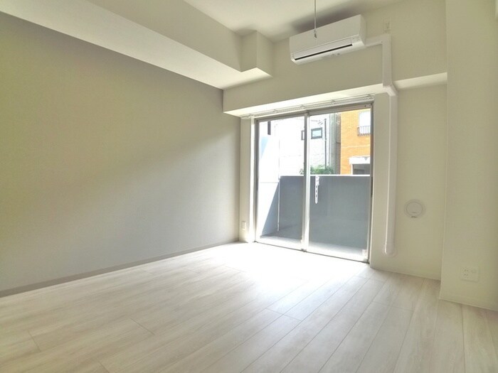 物件内観写真15　(室内からの展望)