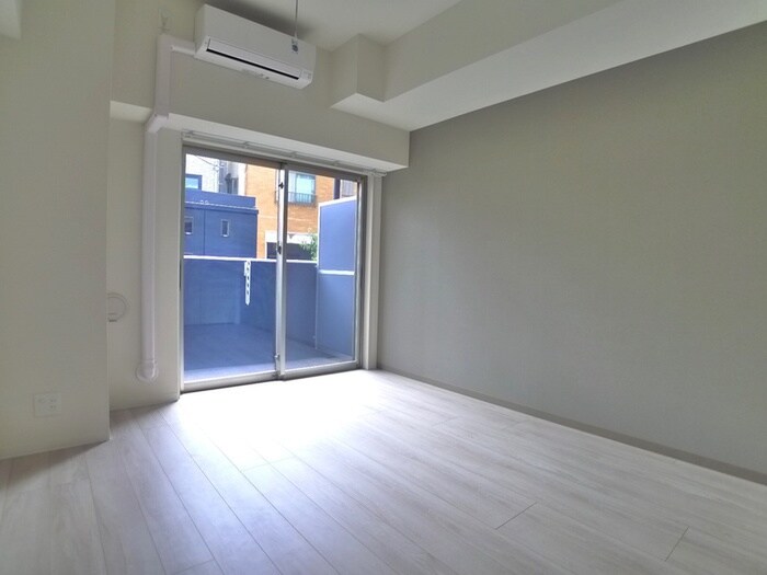 物件内観写真20　(室内からの展望)