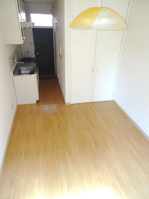 物件内観写真9　(居室)