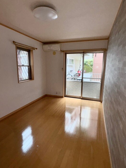 物件内観写真6　(居室)