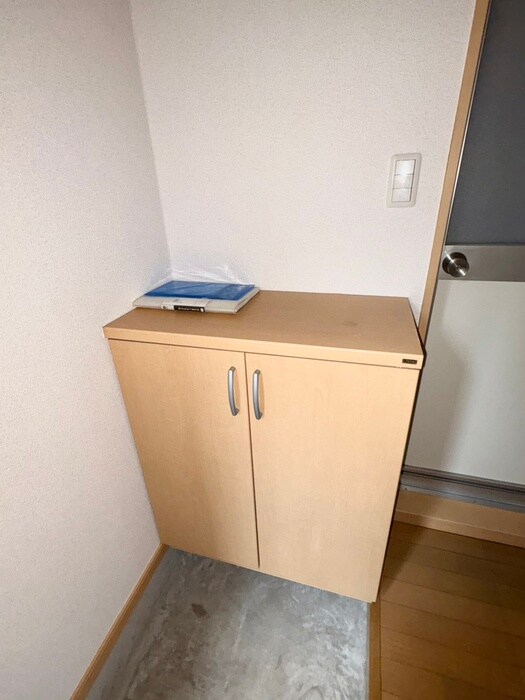 物件内観写真12　(靴箱)