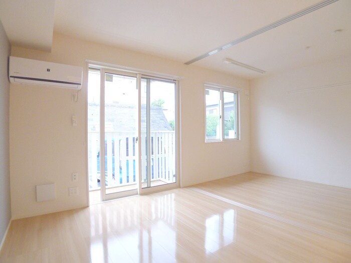 物件内観写真8　(ベランダ・バルコニー)