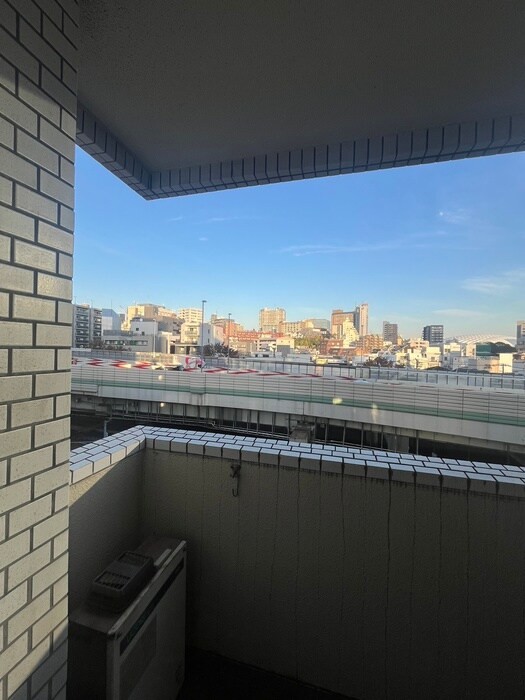 物件内観写真13　(室内からの展望)