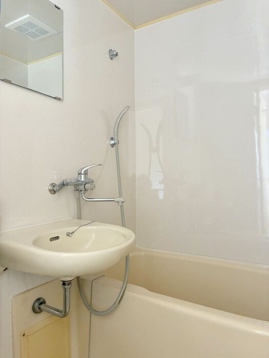 物件内観写真12　(バス／シャワールーム等)