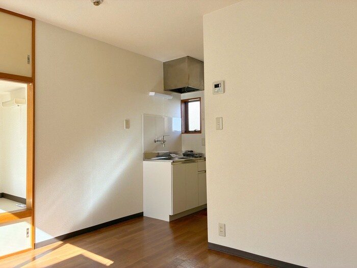 物件内観写真20　(室内からの展望)