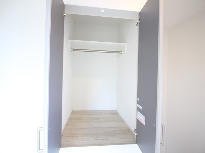 物件内観写真10　(収納)