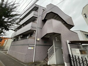 プチコート高幡外観写真