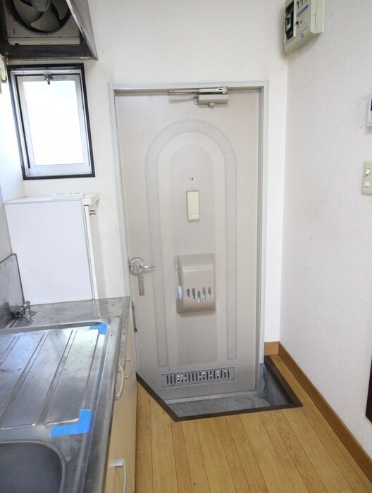 物件内観写真20　(玄関)