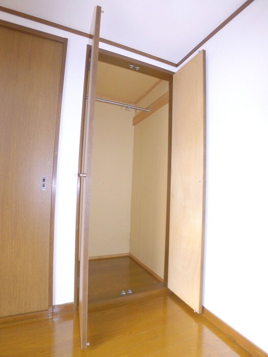 物件内観写真10　(収納)