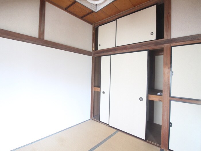 物件内観写真8　(居室)