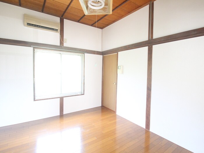 物件内観写真9　(居室)