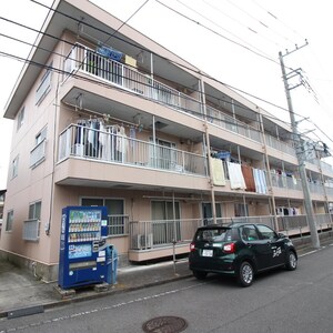 クレスト鳩川外観写真