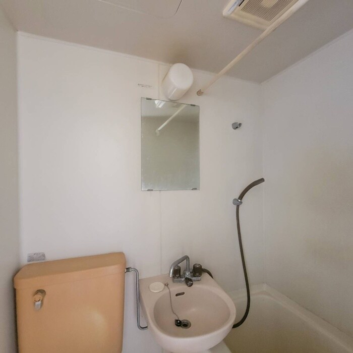 物件内観写真12　(洗面)