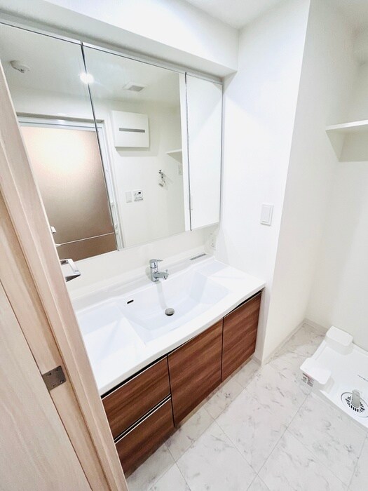 物件内観写真13　(洗面)