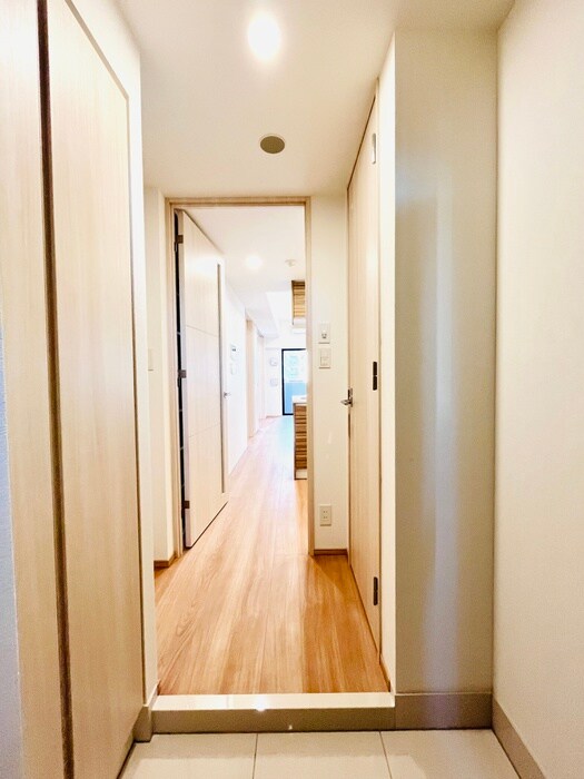 物件内観写真20　(廊下)