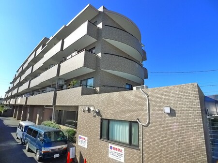 ﾗｲｵﾝｽﾞﾏﾝｼｮﾝ船橋三咲(103)外観写真
