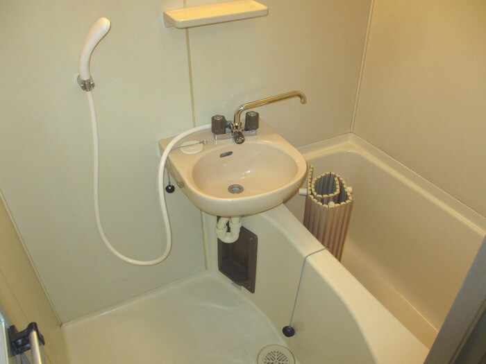 物件内観写真12　(バス／シャワールーム等)