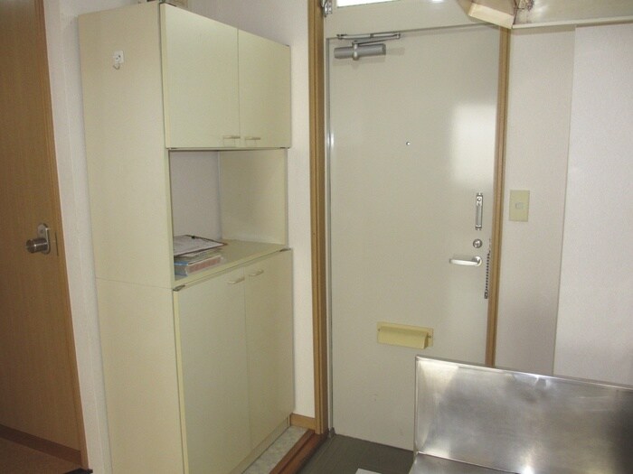 物件内観写真14　(玄関)