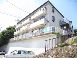 アシュレ横須賀・武Ａ棟外観写真