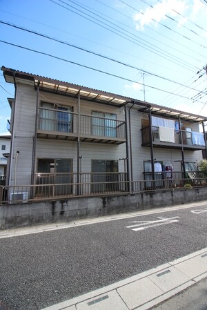 富田コ－ポⅠ外観写真