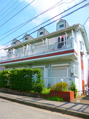 サンハイム百草園外観写真